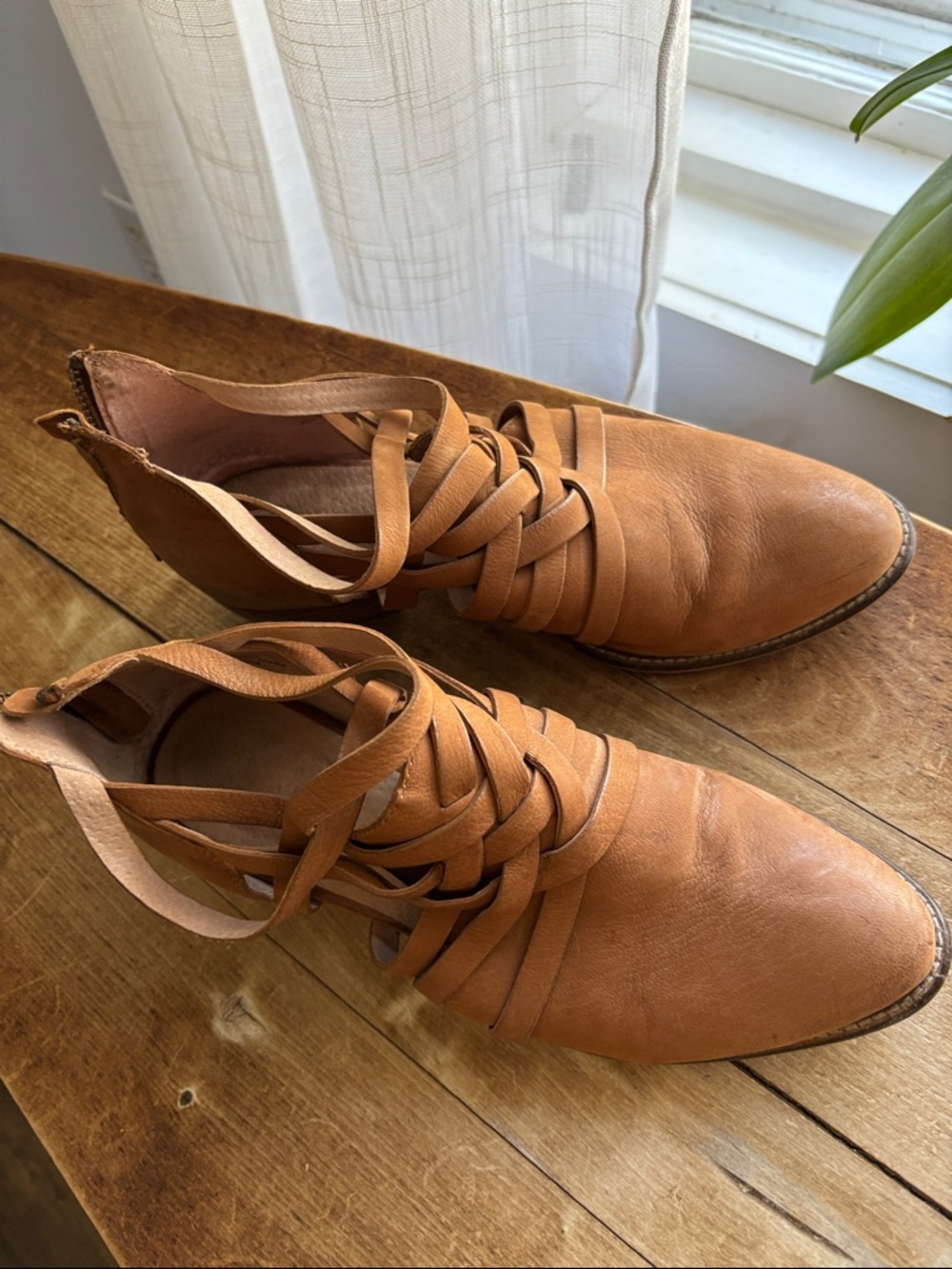 Seychelles Cognac Leather Lace-Up Ankle Booties